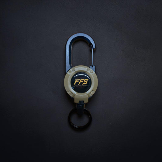 Steel cable retractable clip
